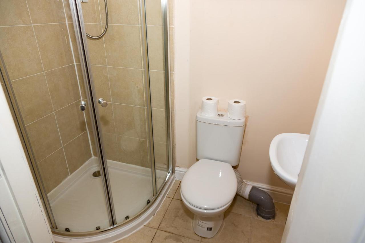Alexander Apartments Rooms 2 South Shields Bagian luar foto