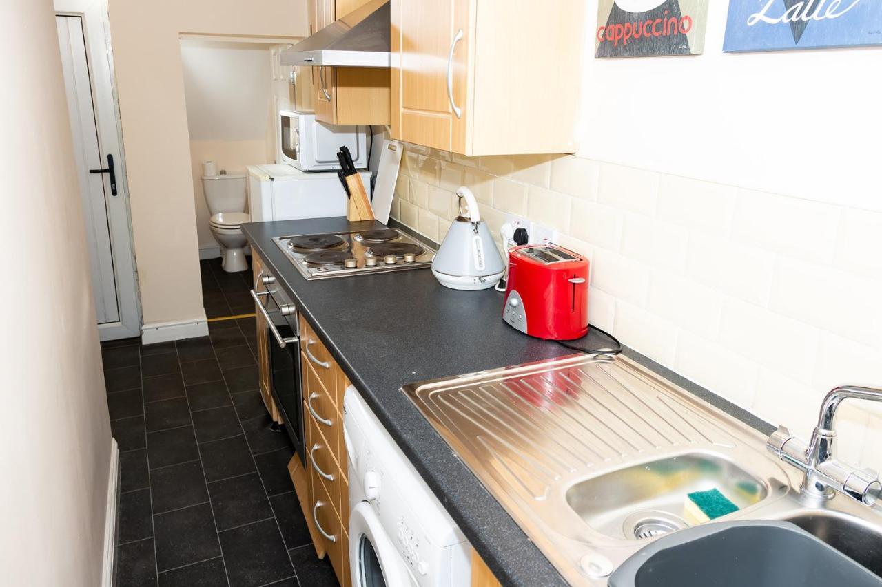 Alexander Apartments Rooms 2 South Shields Bagian luar foto